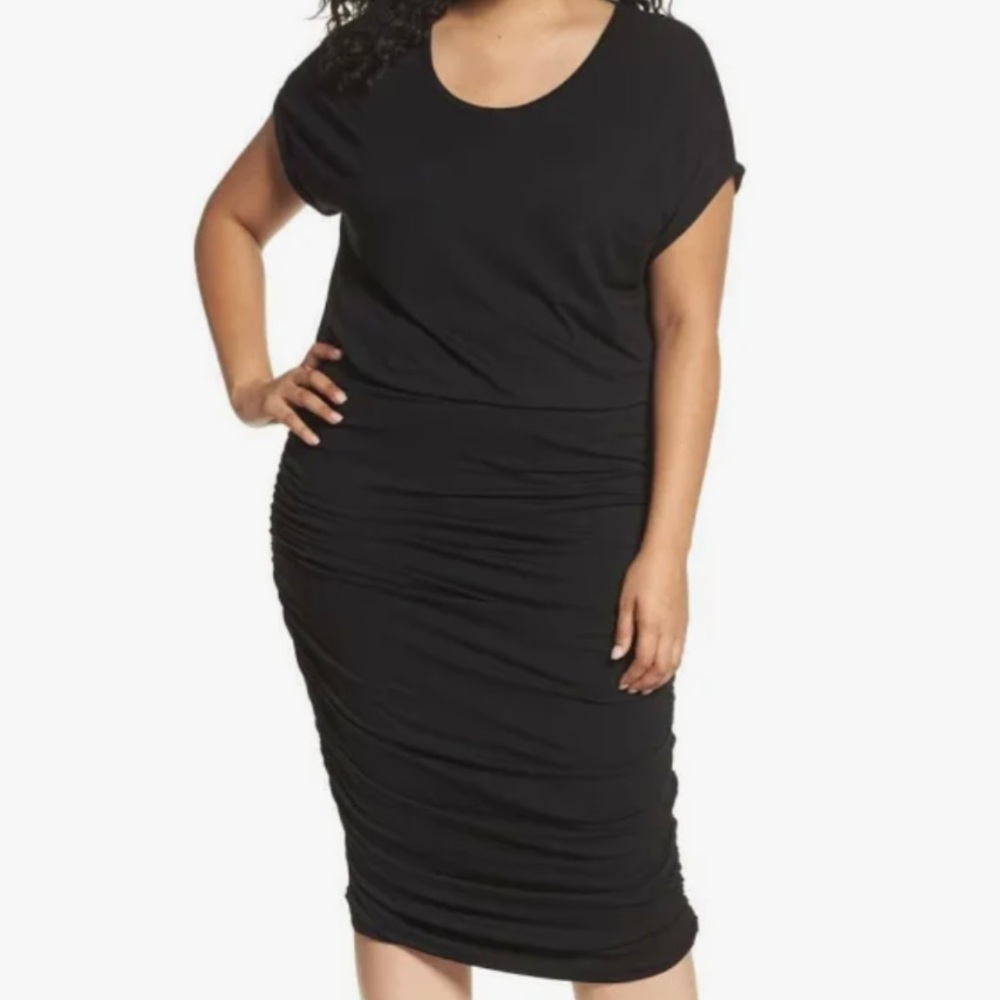 🎉Vince Camuto ruched bottom fashion dress size 1X🎉